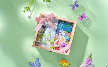 New Year gift box spring flower blossom